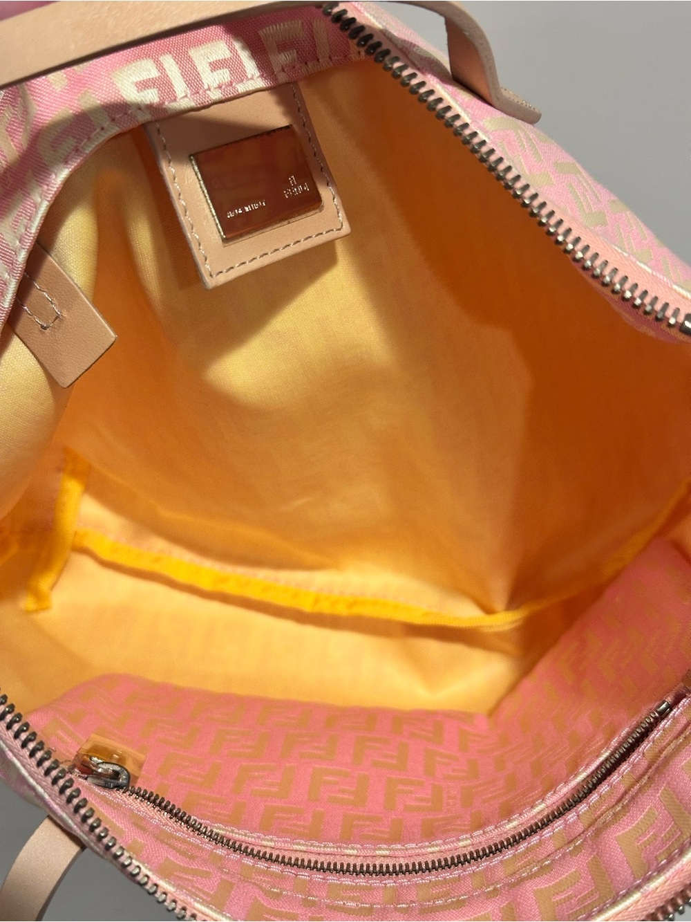 FENDI Zucca Pink Canvas Tote - Picture 4 of 8